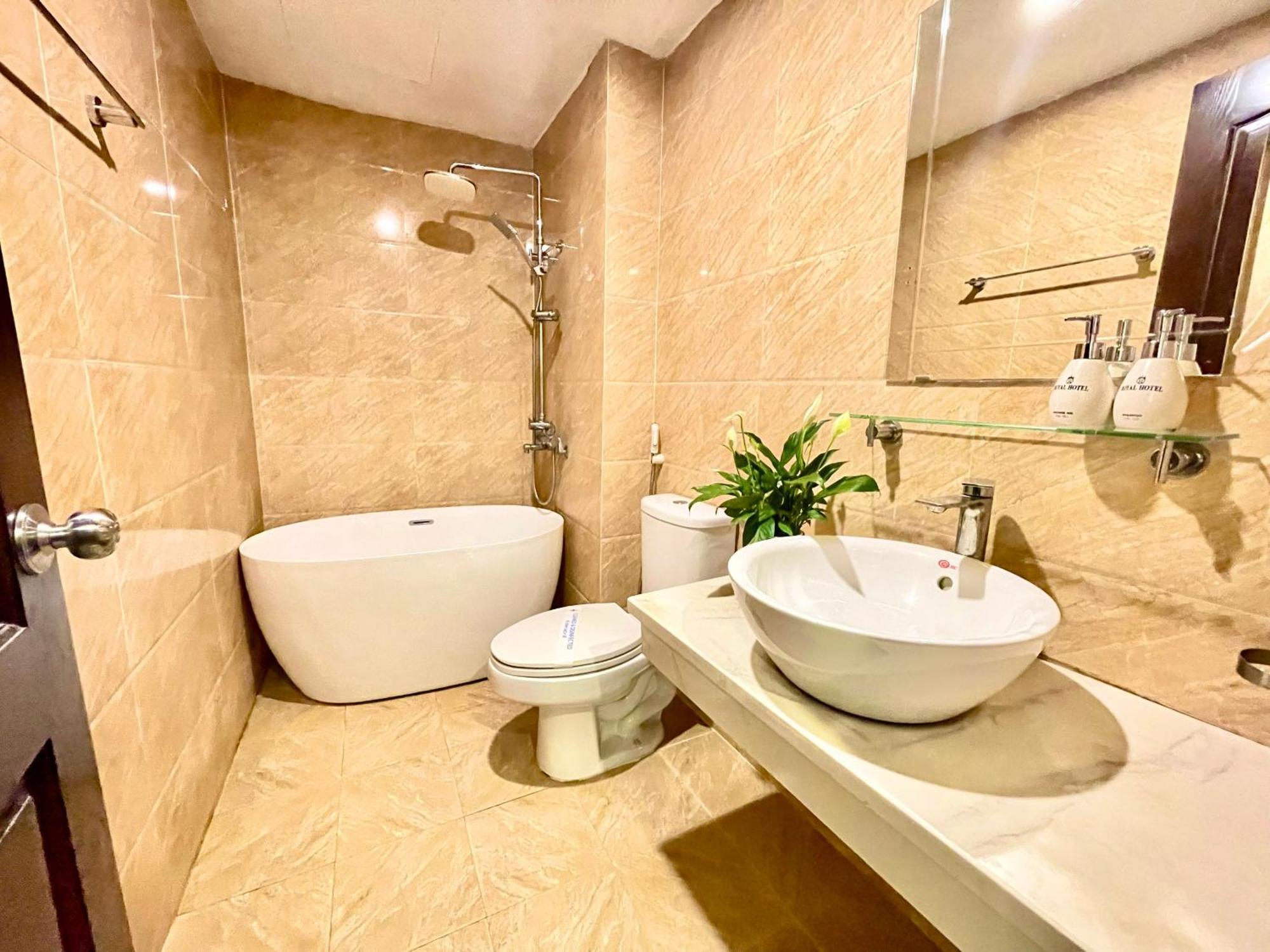 Hotel Royal II La Phu  Ngoại thất bức ảnh